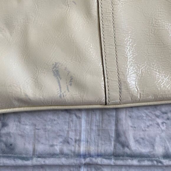 Coach wristlet zipper close clutch purse white 10.5”x5.5” - Picture 4 of 12